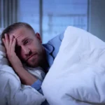 6 truques (comprovados pela ciência) que ajudam a adormecer mais rápido