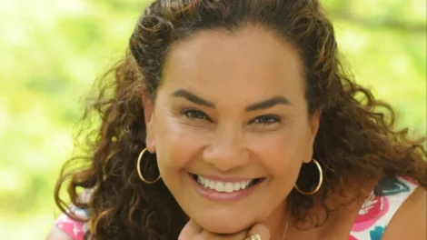 AVC: Famosos que sofreram derrames (alguns jovens demais)