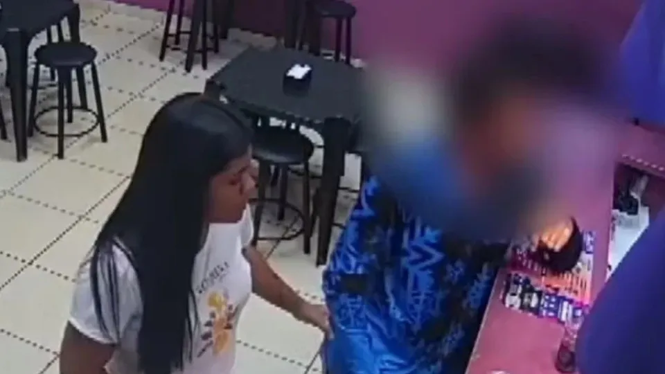Açaí com veneno de rato: mulher tenta matar namorado em SP
