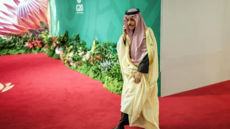 Aliada dos EUA, Arábia Saudita condena "agressão israelense" contra Síria