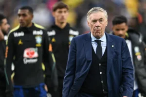 Ancelotti garante Danilo e diz ter time quase fechado para a Copa