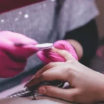 Anvisa recolhe esmaltes em gel com substância proibida