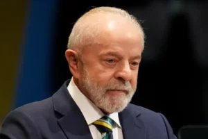 Ao menos 18 ministros vão deixar o governo até o dia 2, diz Lula