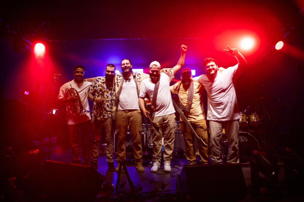 Após viralizar, música da banda maringaense será exibida pela Globo