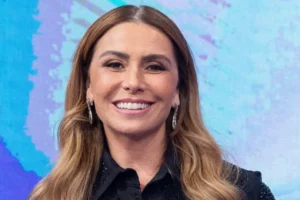 Arrependidas: celebridades que removeram implantes e preenchimentos