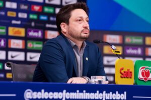 Arthur Elias convoca seleção feminina para a Fifa Series