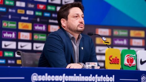 Arthur Elias convoca seleção feminina para a Fifa Series