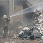 Ataques devastam hospitais no Irã e deixam rastro de destruição