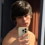 Ator de conteúdo adulto morre aos 28 anos e noivo se despede