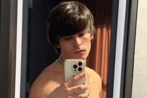 Ator de conteúdo adulto morre aos 28 anos e noivo se despede