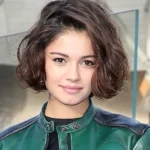 Ausência de Sophie Charlotte no Melhores do Ano repercute, e atriz assiste 'do sofá'