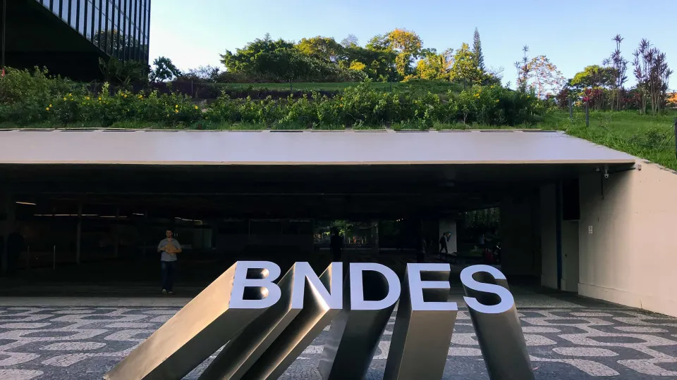 BNDES empresta R$ 1 bilhão para construção de usina de etanol de milho em Mato Grosso