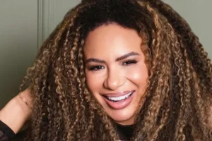 Babá dos filhos de Virginia revela abuso contra a filha e deixa emprego