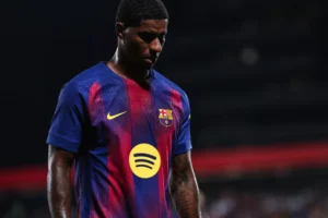 Barcelona quer manter Rashford, mas esbarra em exigência do United