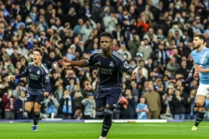 Bayern Munique descarta Vinícius Júnior: "É impagável"