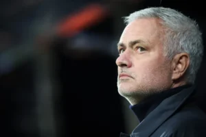 Benfica desmente declarações polêmicas de Mourinho sobre Portugal e CR7