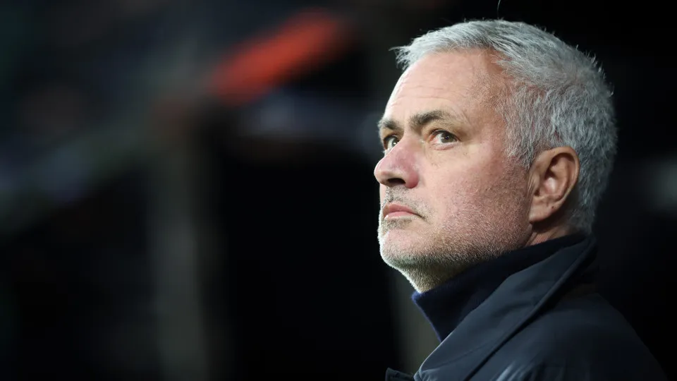 Benfica desmente declarações polêmicas de Mourinho sobre Portugal e CR7