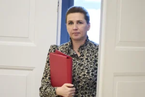 Boca de urna na Dinamarca mostra vitória apertada de primeira-ministra