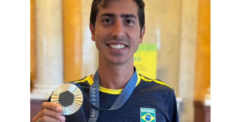 Caio Bonfim ganha prata em etapa mundial da marcha atlética na China