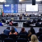 Câmara de Maringá aprova reajuste salarial para vereadores, servidores efetivos e comissionados