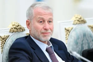 Chelsea é punido com multa e proibição de inscrever jogadores na Premier