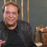 Corpo de Dennis Carvalho é velado neste domingo em cerimônia restrita à família