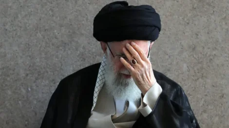 De Khamenei a Larijani: quem são os líderes mortos nos ataques ao Irã