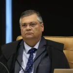 Decisão de Dino mobiliza Lulinha contra quebra de sigilo, e CPI vê afronta a Congresso