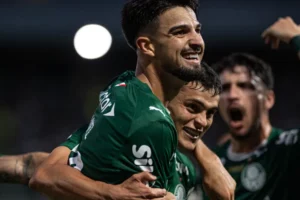 Desfalcado, Palmeiras defende longo tabu contra o Vasco e joga para sustentar liderança