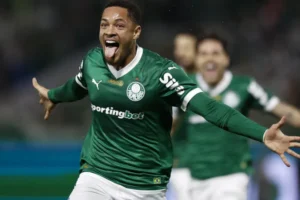 Desgastado, Vitor Roque vira dúvida no Palmeiras antes de convocação