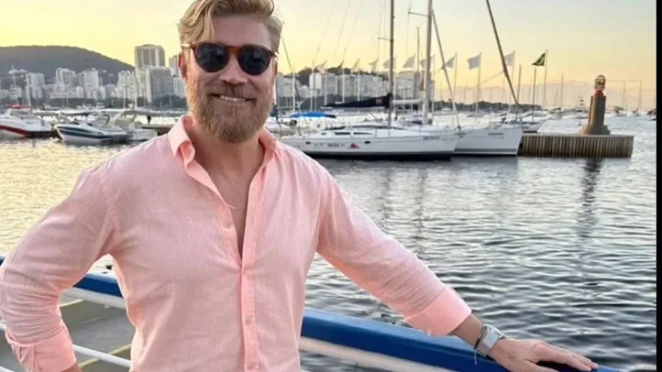 Dublador escreve carta de despedida e é socorrido às pressas