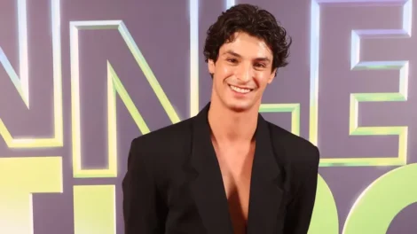 É intenso e nem sempre fácil, diz Pedro Waddington sobre trabalhar com os pais