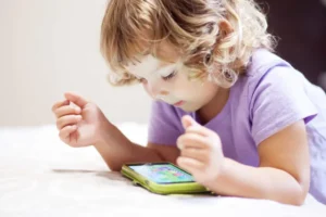 ECA digital: pais de influencers mirins precisarão de aval da Justiça para lucrar com conteúdo