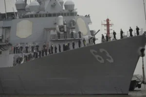 EUA enviam 2.500 fuzileiros e navio ao Oriente Médio