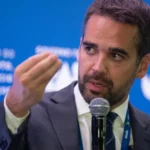 Eduardo Leite expressa desencanto e reprova indicação de Caiado pelo PSD