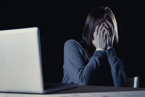 'Ela se sentia culpada e queria desistir da vida', diz mãe de vítima de estupro coletivo no Rio