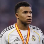 Exame de Mbappé foi feito no joelho errado pelo Real Madrid, diz jornal