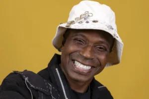 Expulso do BBB 26, Edilson Capetinha pede desculpa por comportamento no reality