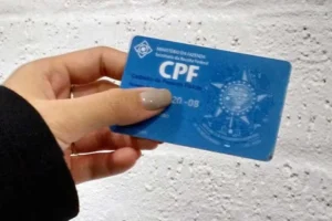 Fevereiro de 2026 tem recorde de CPFs negativados, aponta Serasa