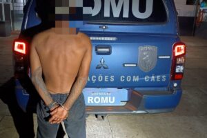 Guarda prende foragido por roubo e apreende veículo com R$ 49 mil em débitos em Maringá