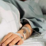 Hospital nos EUA processa paciente que se recusa a deixar quarto após alta