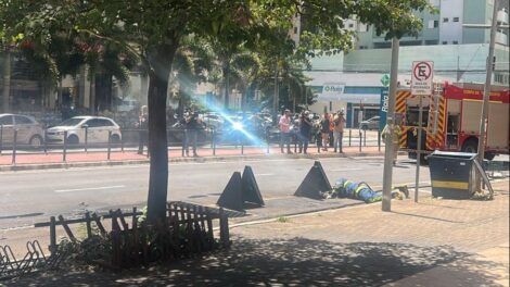 Incêndio em fiação subterrânea deixa imóveis do Novo Centro sem energia, em Maringá