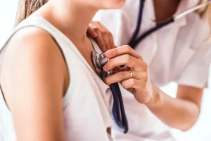 Infarto em mulheres é pouco diagnosticado e mal tratado, dizem especialistas