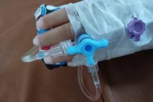 Internações de crianças após mordidas de cachorro sobem 43% em 5 anos; veja cuidados