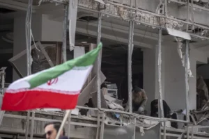 Irã promete que inimigos não estarão a salvo "nem dentro de casa"