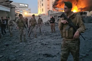 Israel amplia invasão do Líbano, e 30 mil são forçados a deixar suas casas