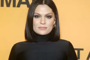 Jessie J e a luta contra a ansiedade: "Sinto que me vou afundar"