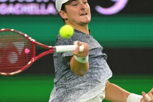 João Fonseca deixa Indian Wells mais confiante, após embate com Sinner