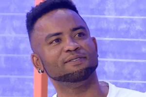 Justiça determina expulsão do ex-jogador Carlos Alberto de condomínio do Rio de Janeiro