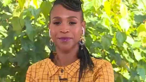 Karol Conká analisa eliminação de Babu Santana do BBB 26 e diz que ator 'pesou a mão'